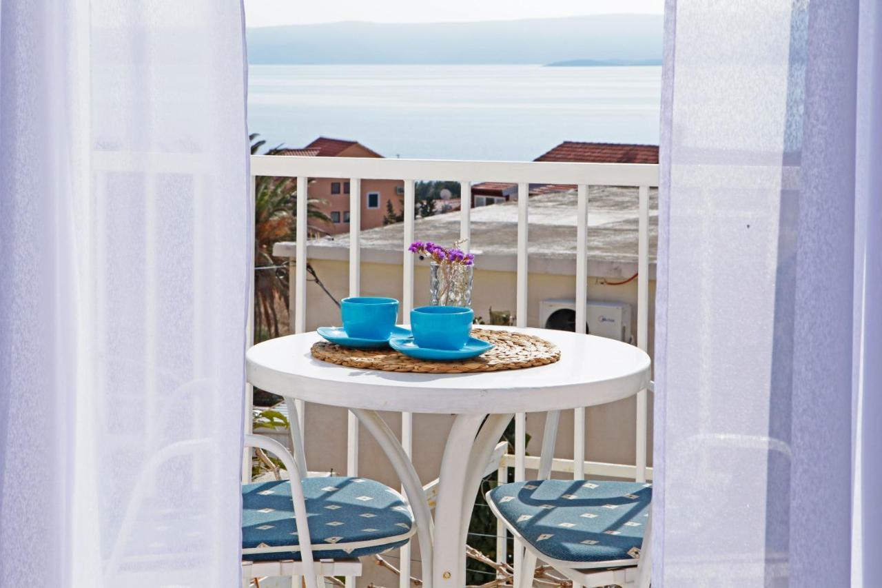 Holiday Apartments Lidija Бол Экстерьер фото